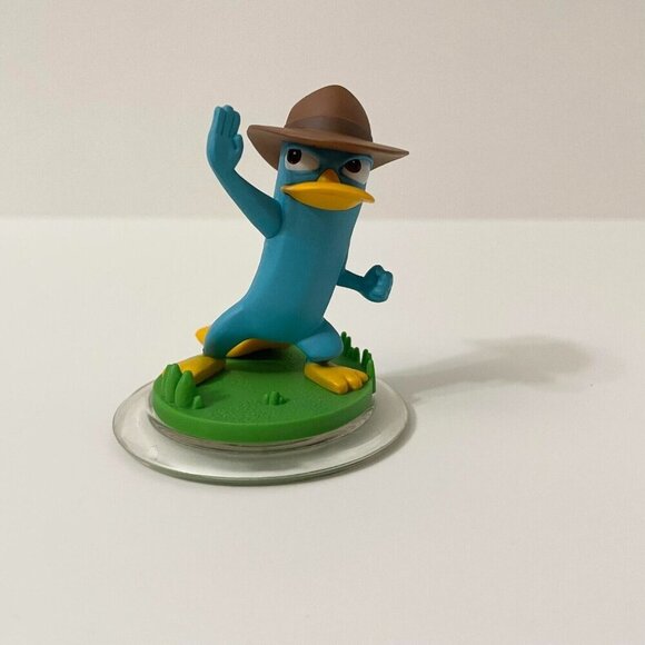 Disney Infinity Phineas and Ferb Toy Box Pack Phineas and Agent P Figures - Picture 10 of 16